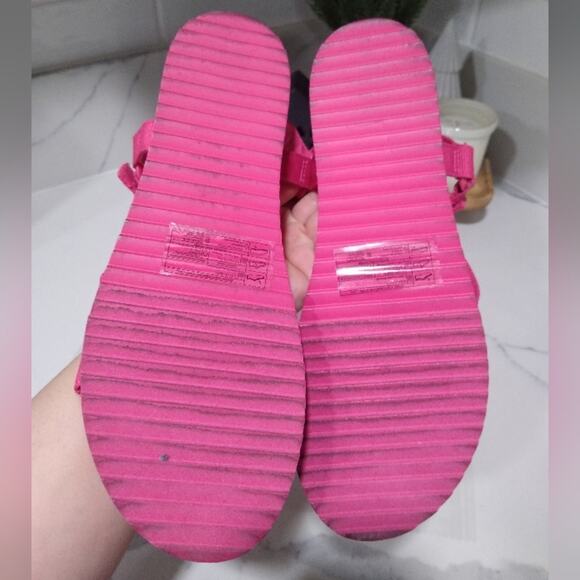 [H450] Forever 21 Pink Open-Toe Strappy Sandals, Size 8 - Picture 7 of 9